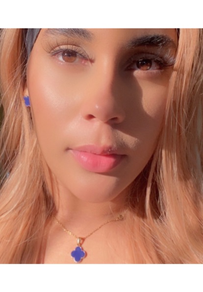Yazz live on cam for a girl video call on GoMeetCam